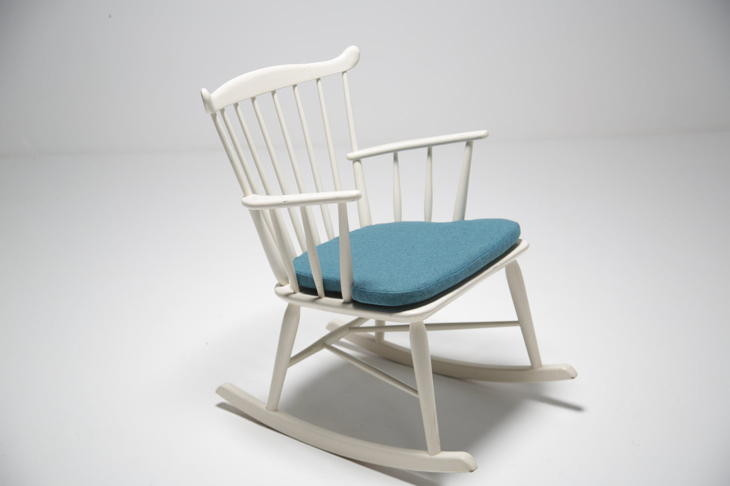 Rocking chair by Thomas Harlev for farstrup